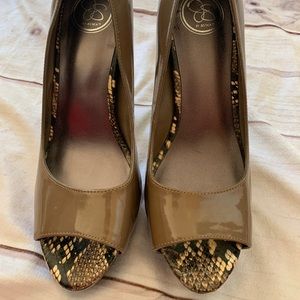 Jessica Simpson Taupe and Snakeskin Heels Size 8.5